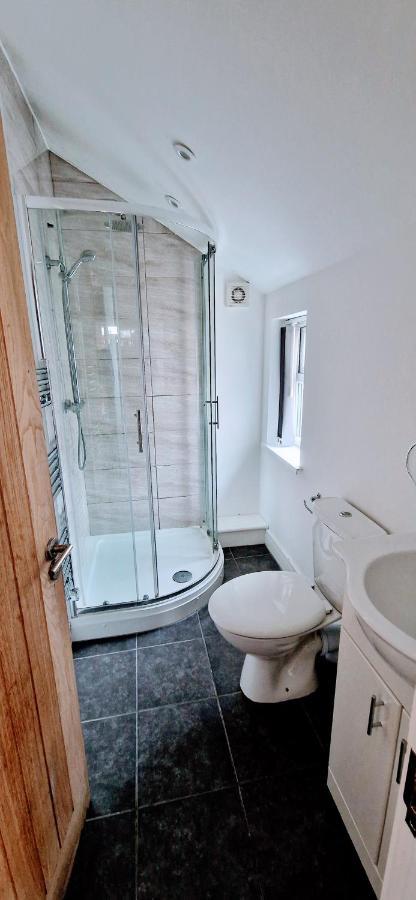 Central Reading Modern 3Br Flat - Walk To Station And High Street Exteriör bild