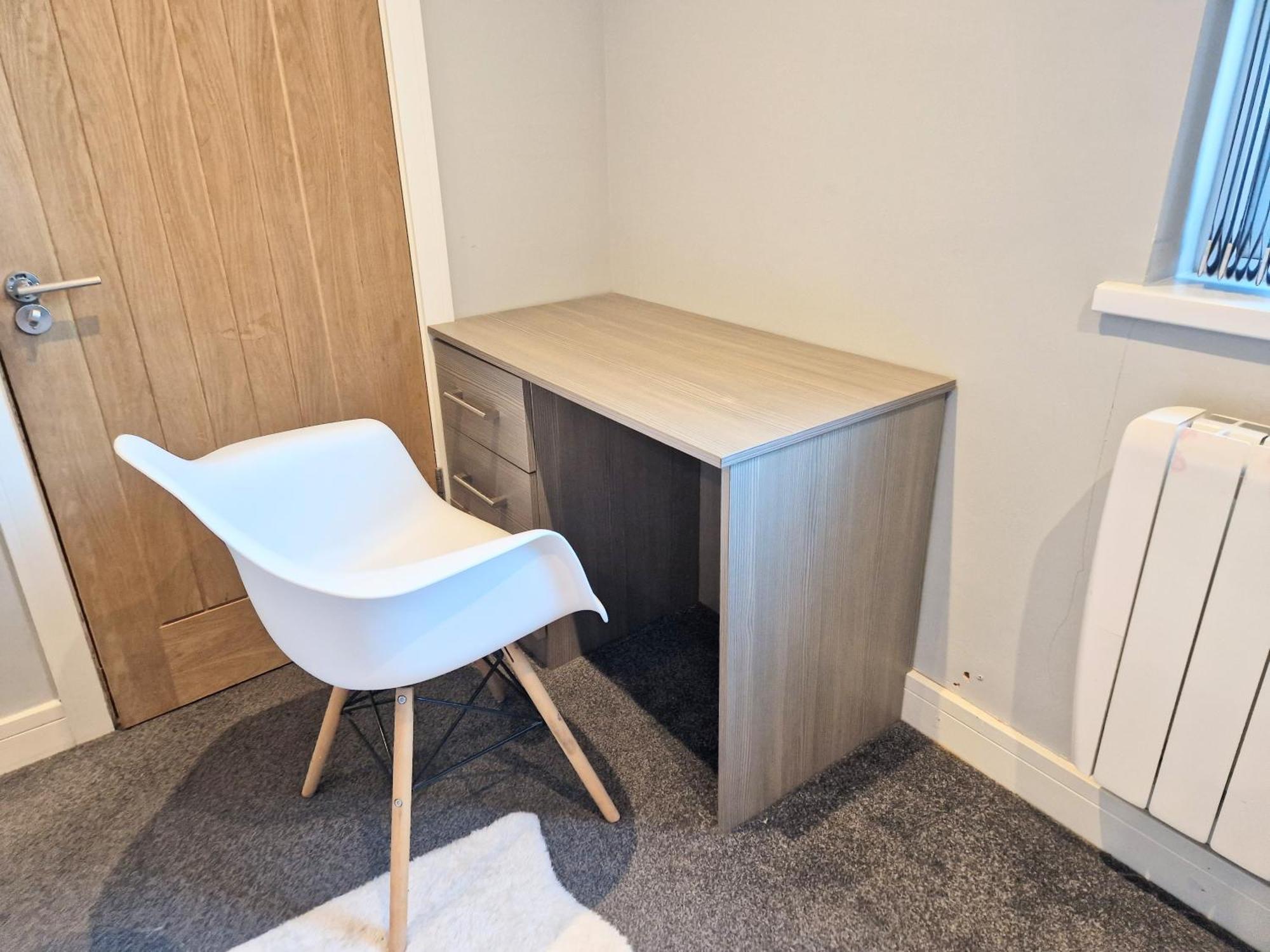 Central Reading Modern 3Br Flat - Walk To Station And High Street Exteriör bild